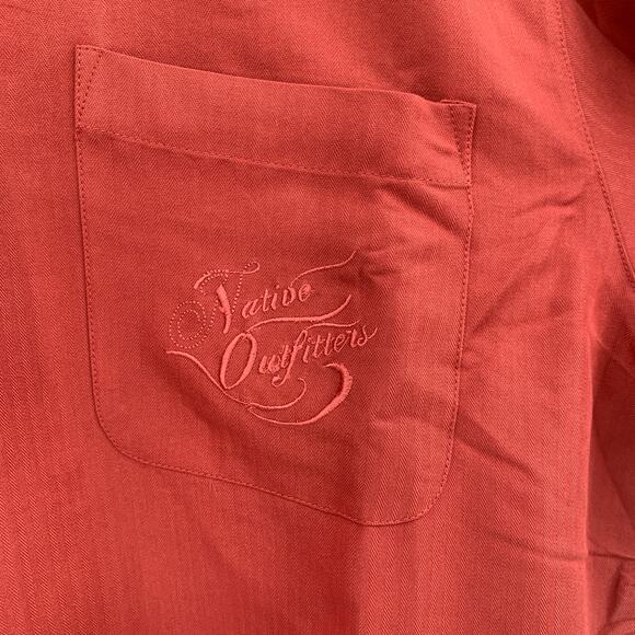 NATIVE OUTFITTERS Camp Shirt Size M New $99 Red Rust Coral Hogfish Boating Water - Picture 8 of 10